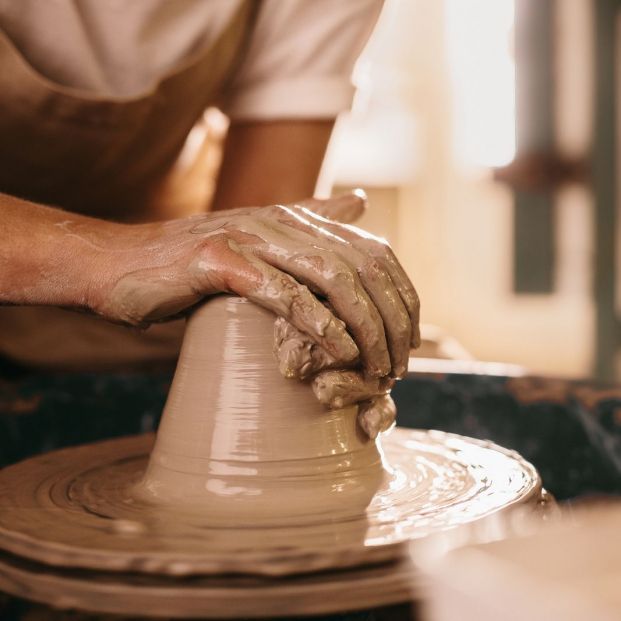 Cerámica (bigstockphoto) Cerámica (bigstockphoto)