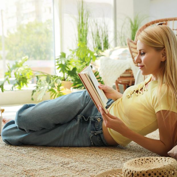 Guarda tus alfombras de verano correctamente y prepara las de invierno Foto: bigstock Guarda tus alfombras de verano correctamente y prepara las de invierno Foto: bigstock