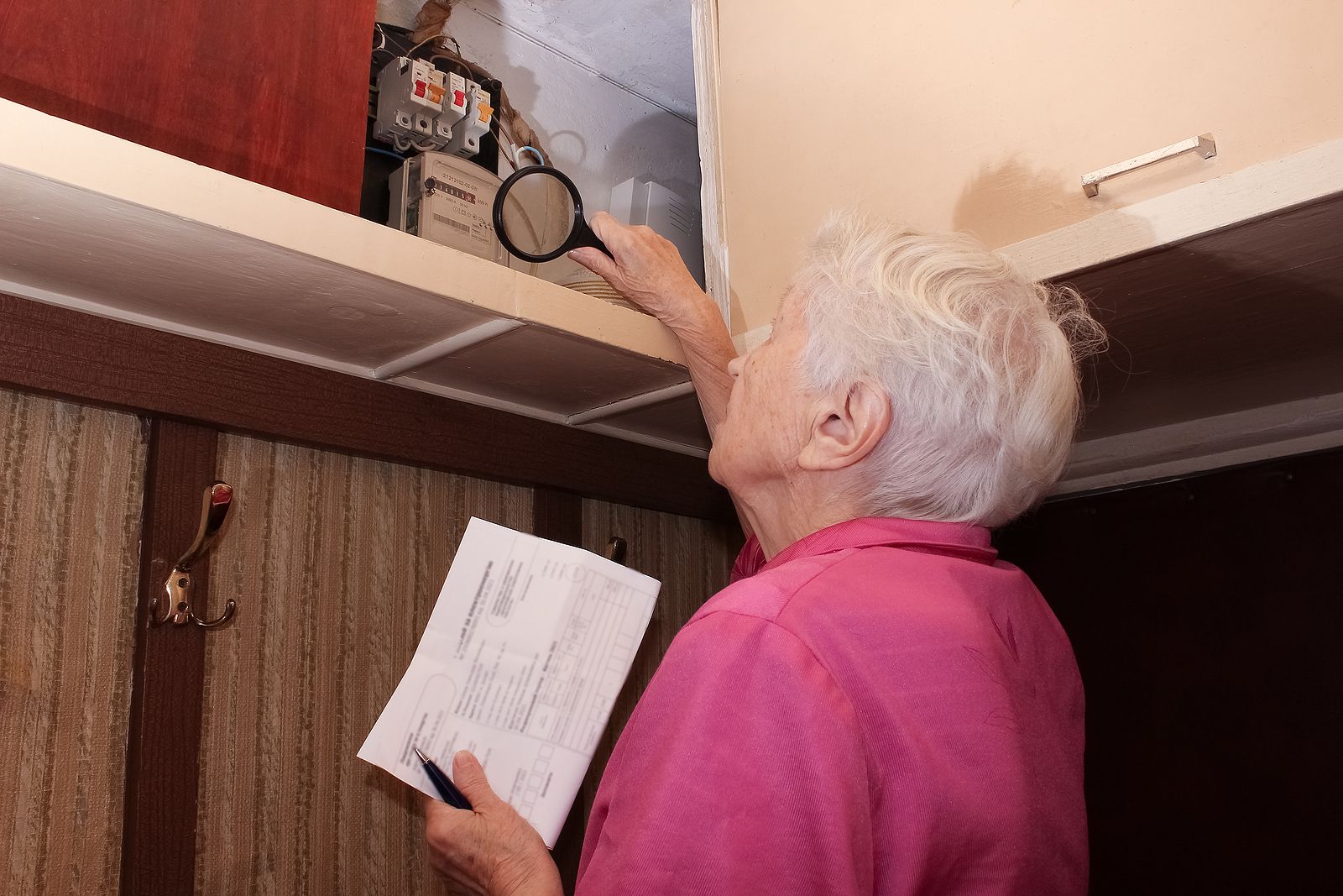 Plan para bajar la factura de la luz: "insuficiente", "un parche"