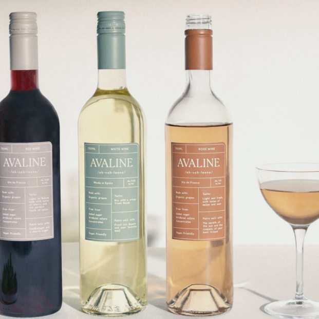 Avaline, el vino ecológico que Cameron Díaz elabora con uvas catalanas y que puedes comprar por Internet (Foto-Bigstock) 2) Avaline, el vino ecológico que Cameron Díaz elabora con uvas catalanas y que puedes comprar por Internet (Foto-Bigstock) 2)