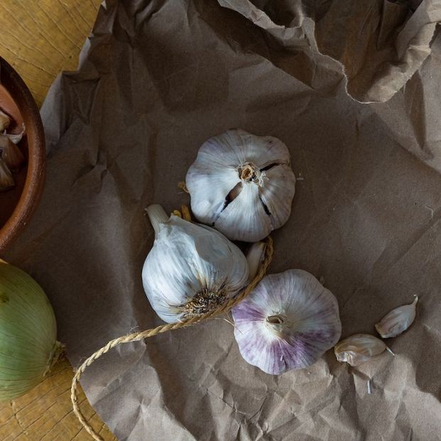 bigstock Ajo y cebolla bigstock Ajo y cebolla