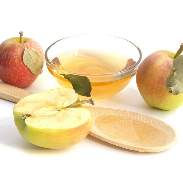 bigstock Vinagre de manzana bigstock Vinagre de manzana