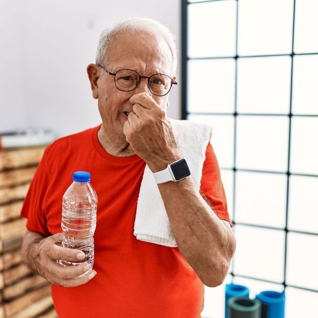 Cómo eliminar malos olores en cualquier pieza de tu casa (Foto Bigstock)2