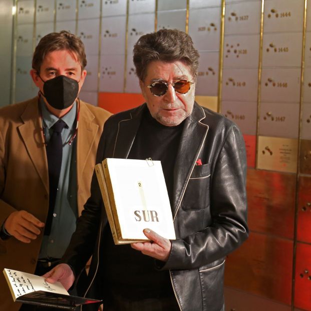 EuropaPress 3984273 cantante joaquin sabina deposita 371 ejemplares revista literaria argentina