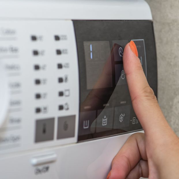 Siete de cada diez españoles han modificado sus hábitos tras la subida de la luz Siete de cada diez españoles han modificado sus hábitos tras la subida de la luz