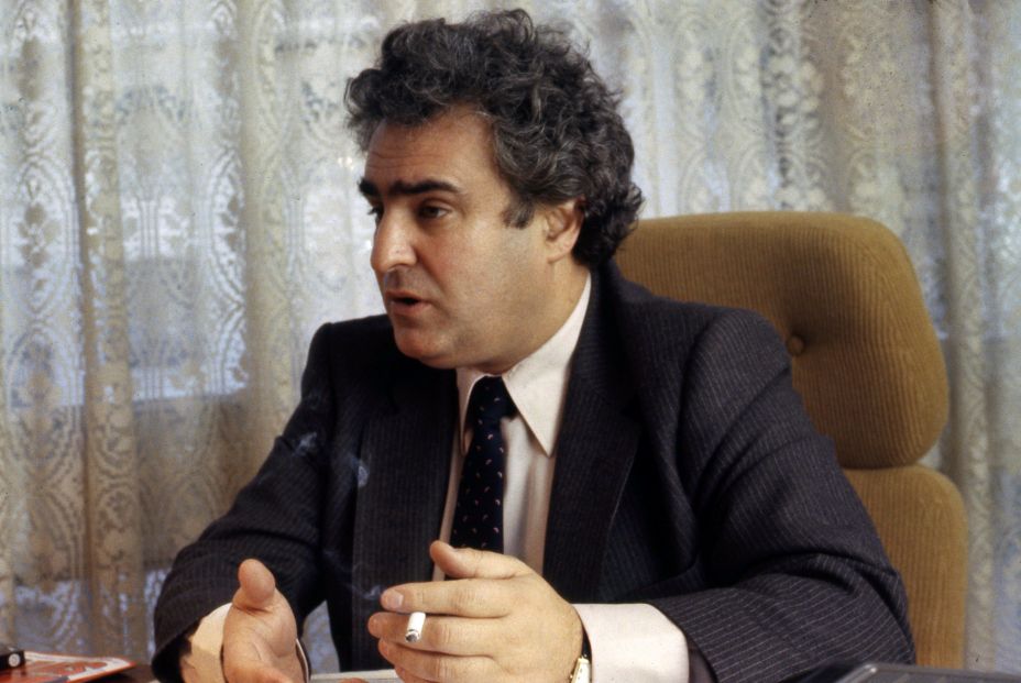 EuropaPress 2806027 foto archivo enrique mugica hergoz despacho 25 junio 1981 exministro EuropaPress 2806027 foto archivo enrique mugica hergoz despacho 25 junio 1981 exministro