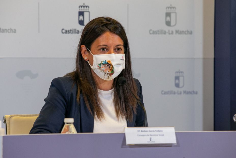 Castilla La-Mancha prepara una estrategia contra la soledad no deseada de sus mayores Castilla La-Mancha prepara una estrategia contra la soledad no deseada de sus mayores