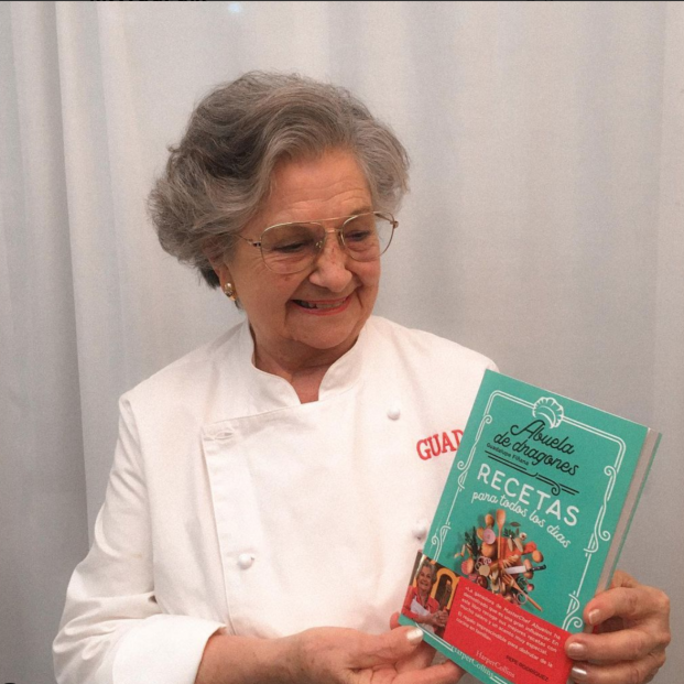 La 'Abuela de dragones' lanza 'Recetas para todos los días': "Es un pedacito de mí" La 'Abuela de dragones' lanza 'Recetas para todos los días': "Es un pedacito de mí"