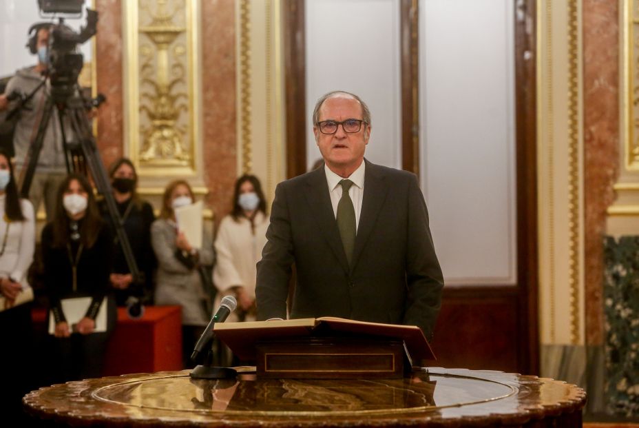 EuropaPress 4087068 exministro socialista angel gabilondo acto toma posesion cargo defensor