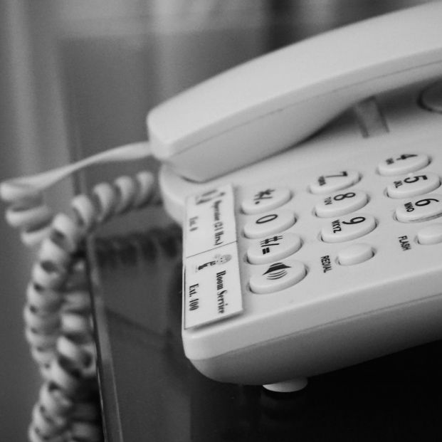 Teléfono gratis de atención a mayores Teléfono gratis de atención a mayores