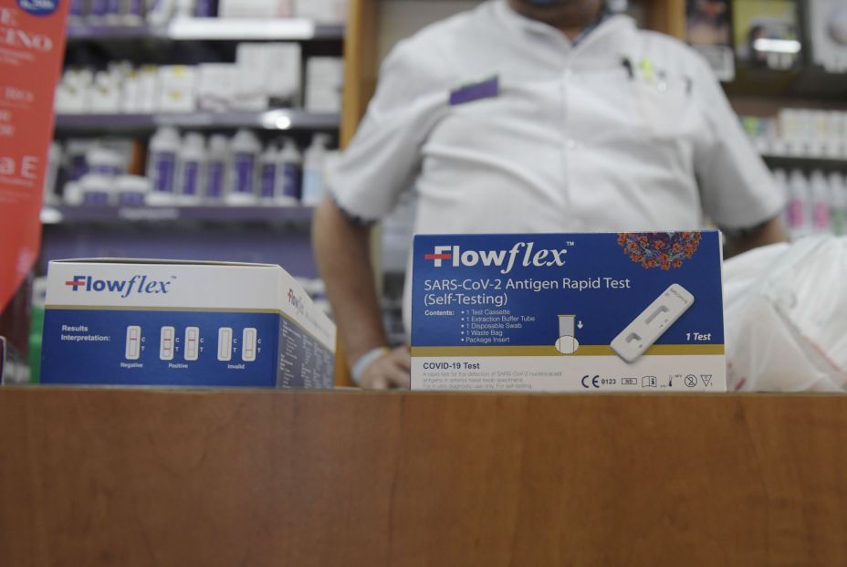 EuropaPress 3848572 dos test antigenos deteccion covid 19 farmacia situada calle tucan 20 julio EuropaPress 3848572 dos test antigenos deteccion covid 19 farmacia situada calle tucan 20 julio