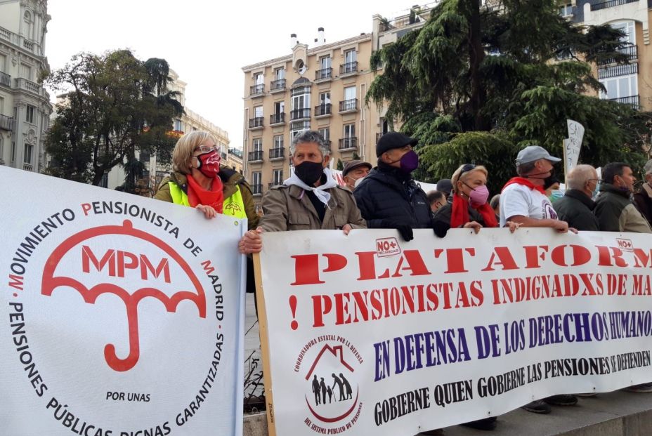 Rechazo generalizado de los pensionistas ante la Ley Escrivá: "Nos sentimos engañados y abandonados"
