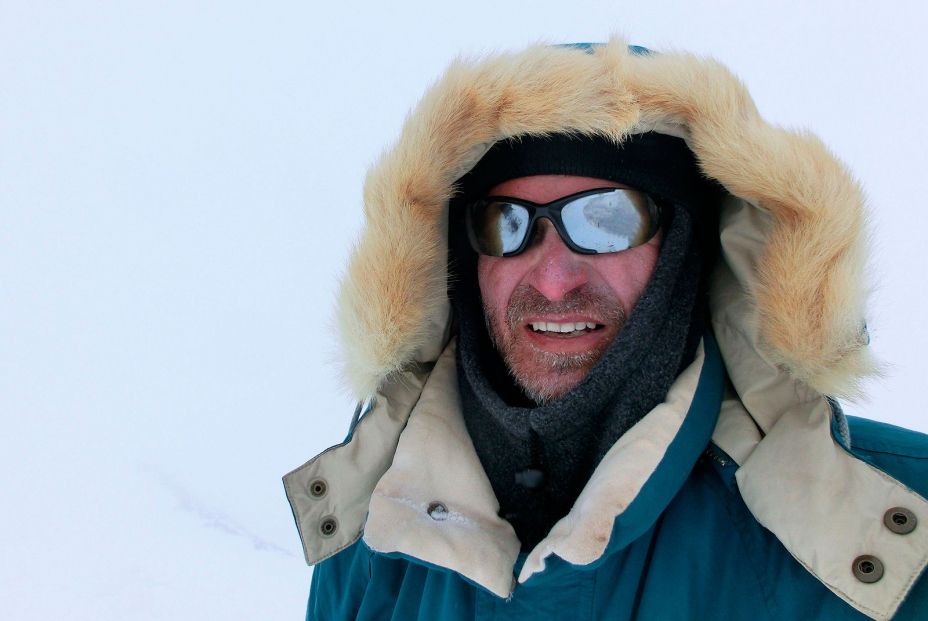 En la nieve no olvides cuidar de tus ojos