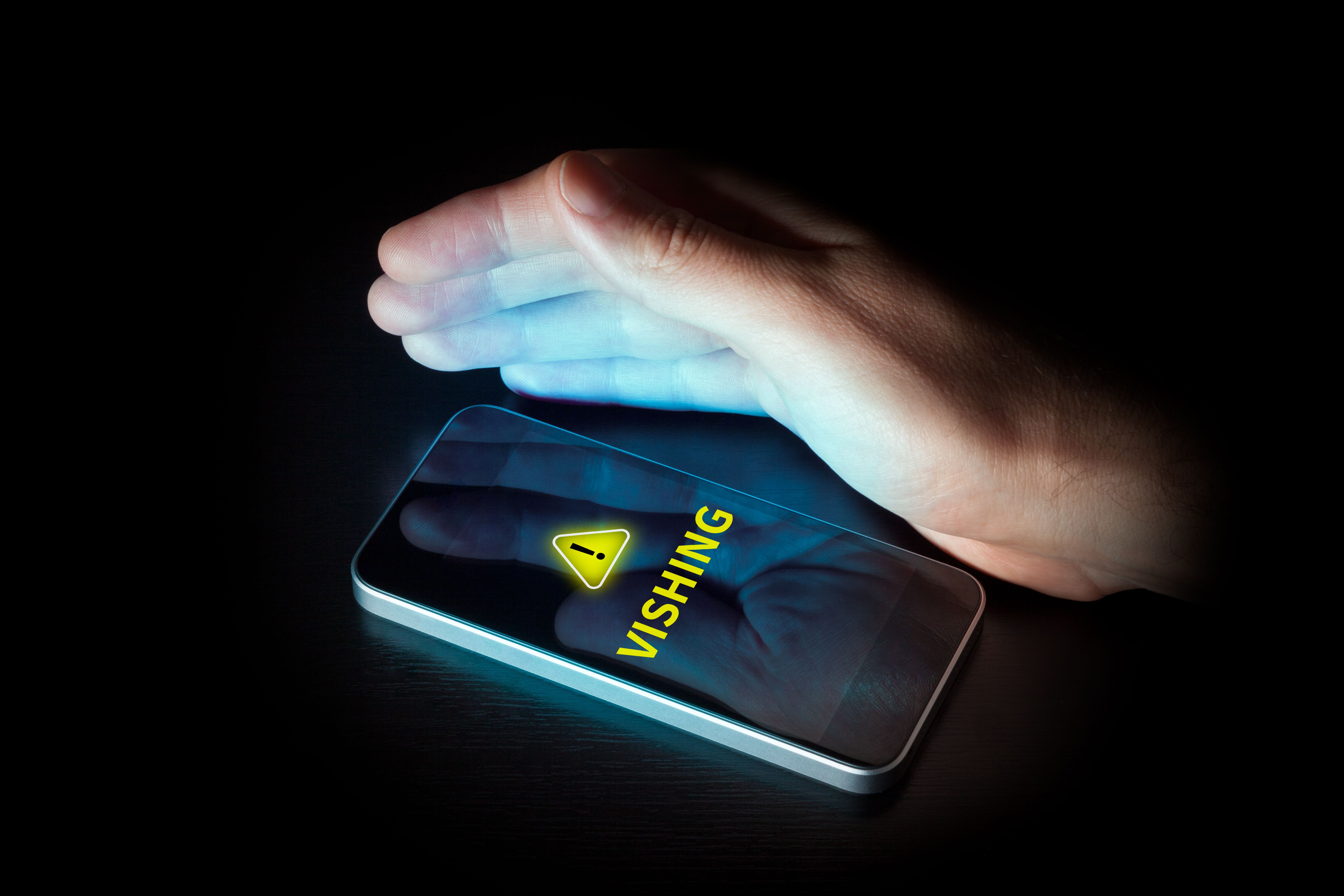 Cuidado con el vishing: estafa a través de llamadas o mensajes de voz. Foto: Bigstock