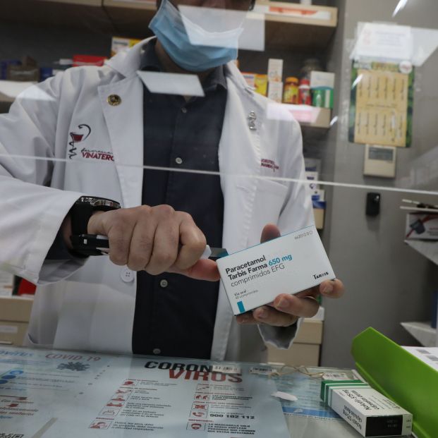 farmaceutico caja paracetamol farmacia farmaceutico caja paracetamol farmacia