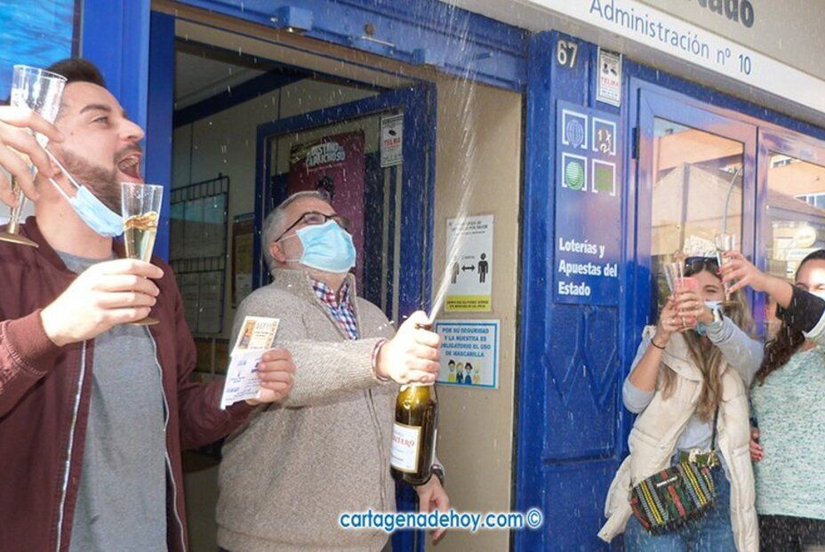 el número de su padre (1)