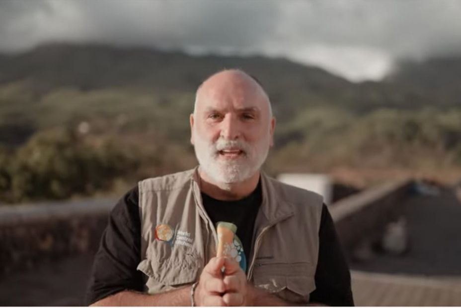 El chef José Andrés crea 'Mi nombre es La Palma': "Debajo de la ceniza está la vida" El chef José Andrés crea 'Mi nombre es La Palma': "Debajo de la ceniza está la vida"