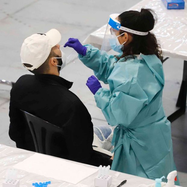 Superar la Covid o estar recién vacunado reduce el riesgo de reinfección: ¿durante cuánto tiempo? Superar la Covid o estar recién vacunado reduce el riesgo de reinfección: ¿durante cuánto tiempo?