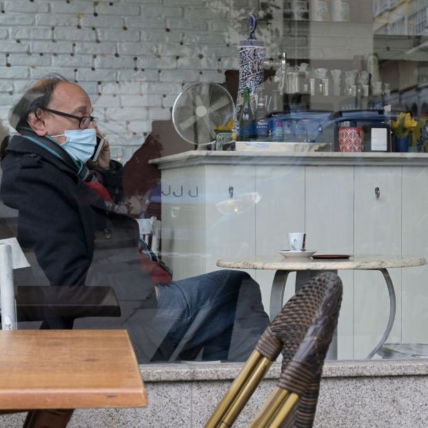 El Covid suspendido en el aire pasados 20 minutos ya no infecta El Covid suspendido en el aire pasados 20 minutos ya no infecta