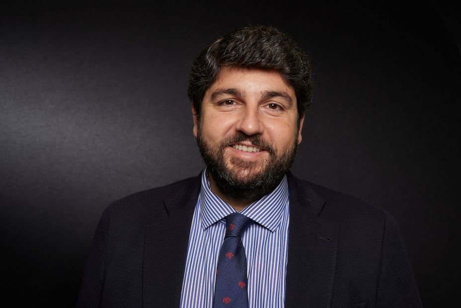 López Miras señala a la gastronomía murciana como "palanca turística y de crecimiento económico". Fernando López Miras: " 8 de cada 10 personas que nos visitan realiza actividades gastronómicas". Foto: Europa Press López Miras señala a la gastronomía murciana como "palanca turística y de crecimiento económico". Fernando López Miras: " 8 de cada 10 personas que nos visitan realiza actividades gastronómicas". Foto: Europa Press