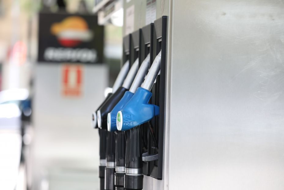 El precio de los carburantes encadena su tercera subida consecutiva y se sitúa en niveles máximos. Foto: Europa Press El precio de los carburantes encadena su tercera subida consecutiva y se sitúa en niveles máximos. Foto: Europa Press
