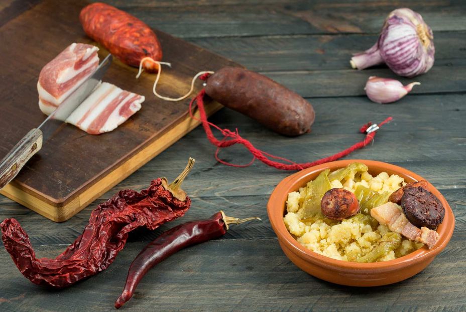 Este el secreto de las migas murcianas para que queden sueltas. Foto: Bigstock Este el secreto de las migas murcianas para que queden sueltas. Foto: Bigstock