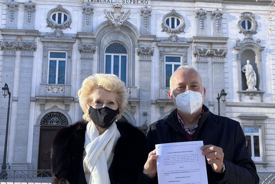 Enfermeros llevan al Supremo la nueva FP por "poner en peligro" a los mayores de residencias Enfermeros llevan al Supremo la nueva FP por "poner en peligro" a los mayores de residencias