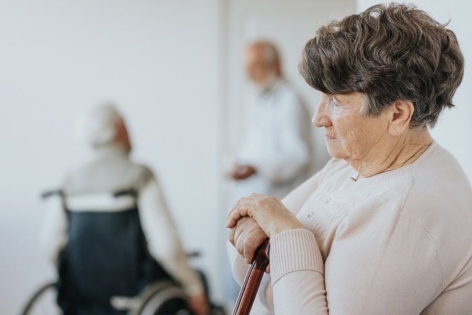 Andalucía creará "centros específicos" para personas con Alzheimer y cuidados intermedios. Foto: Europa press Andalucía creará "centros específicos" para personas con Alzheimer y cuidados intermedios. Foto: Europa press