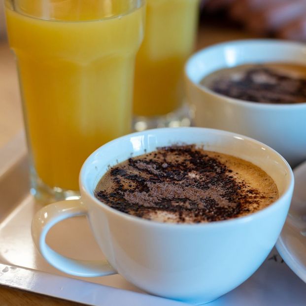 dientes cafe y zumo dientes cafe y zumo