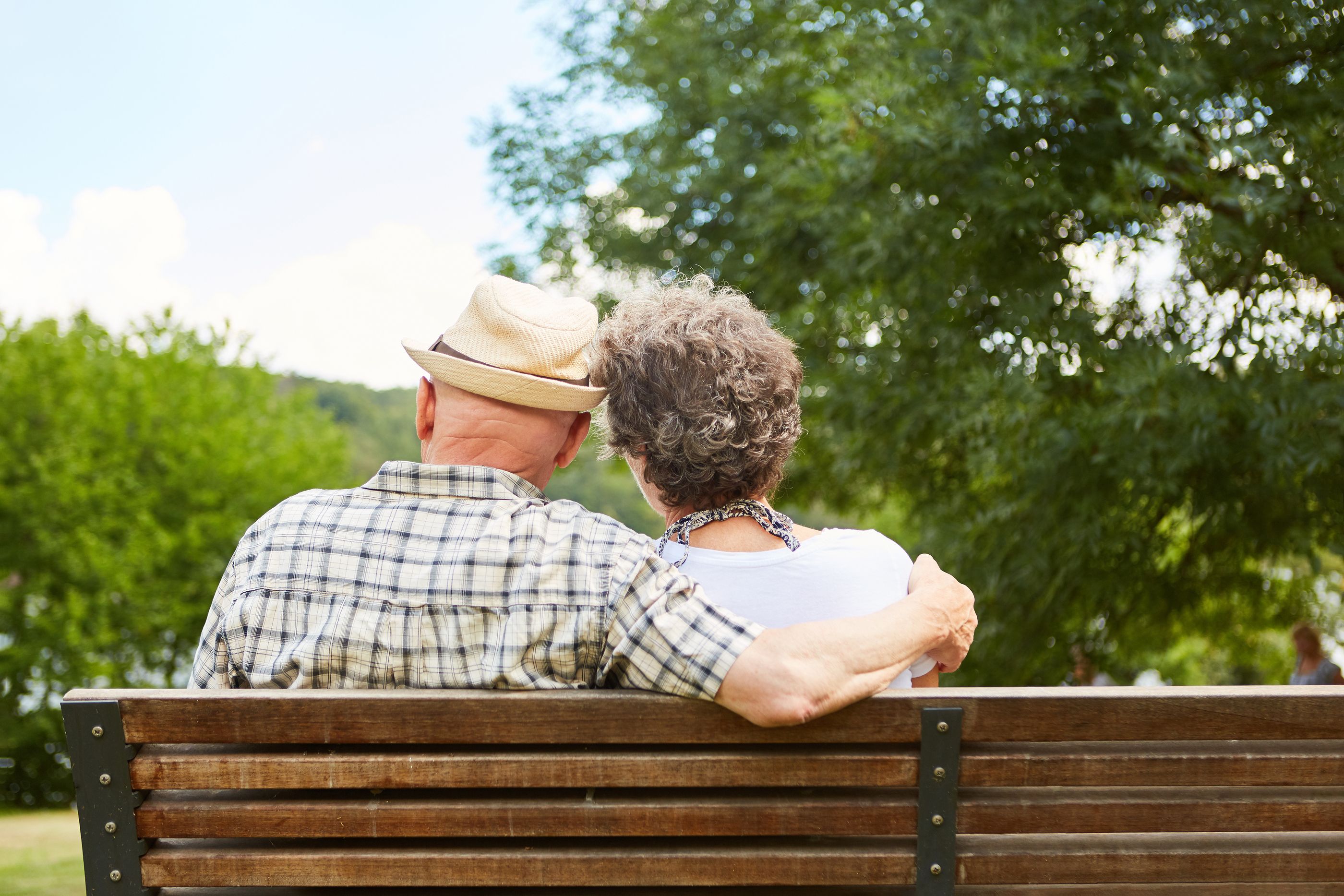 Una pareja de octogenarios se casa después de conocerse por un app de citas