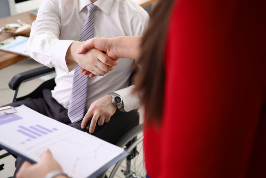 Propuestas del CERMI para regular la inclusión financiera de las personas con discapacidad Propuestas del CERMI para regular la inclusión financiera de las personas con discapacidad