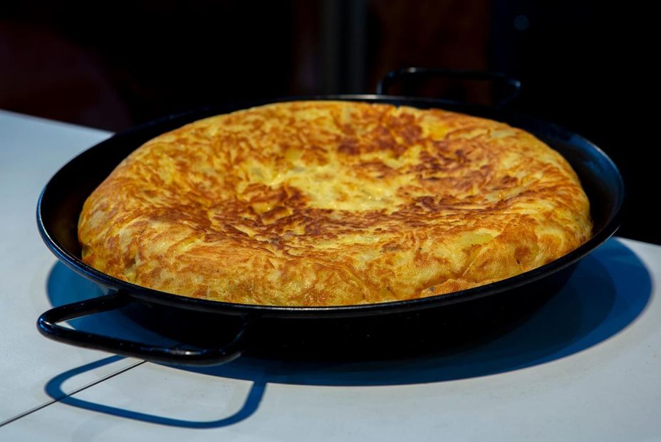 tortilla en paella. Foto: bigstock tortilla en paella. Foto: bigstock